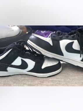 Nike (Low Dunks) Kids Black and White Low-Top Sneakers